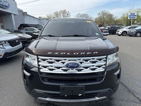 Used 2019 Ford Explorer XLT w/ Class III Trailer Tow Package image 1