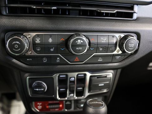 New 2026 Jeep Gladiator Sport image 21