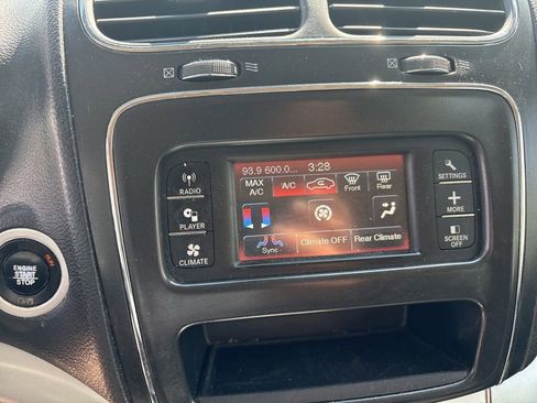 Used 2019 Dodge Journey SE w/ Blacktop Package FWD image 15