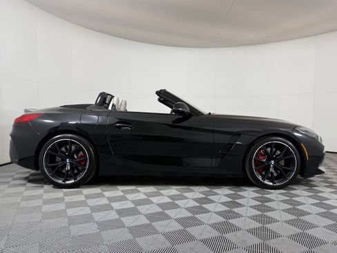Used 2026 BMW Z4 M40i w/ Premium Package image 36
