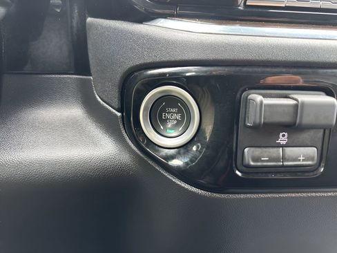 Used 2023 Chevrolet Silverado 1500 LT Trail Boss w/ Protection Package image 21