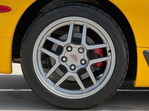 Used 2003 Chevrolet Corvette Z06 w/ Memory Package, 3 Drivers image 86