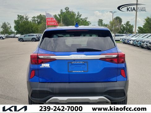Certified 2022 Kia Seltos LX AWD/4WD image 5
