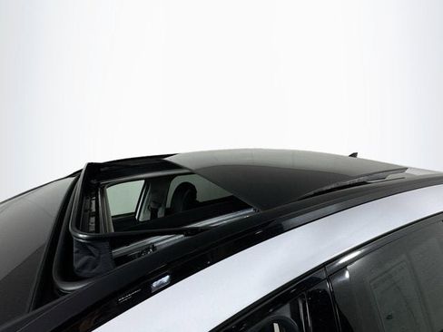 Used 2024 Kia Sportage SX image 23