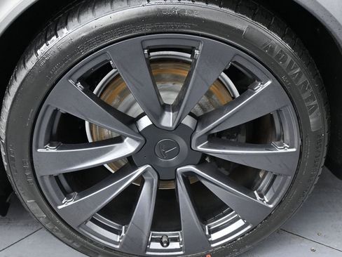 Used 2022 Tesla Model X Plaid image 39