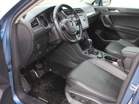 Used 2019 Volkswagen Tiguan SE image 24