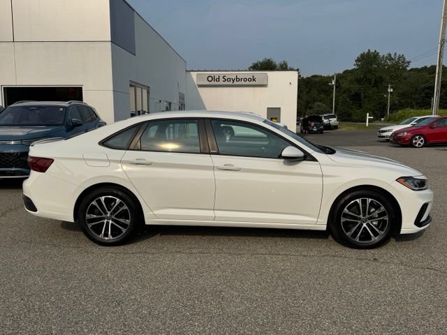 Certified 2026 Volkswagen Jetta Sport FWD image 4