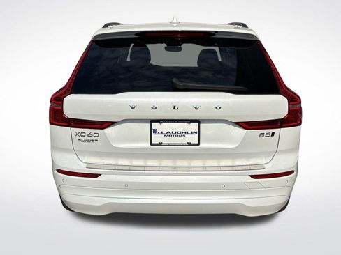 Certified 2023 Volvo XC60 B5 Core image 4
