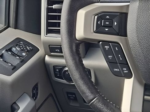 Used 2018 Ford F150 Lariat w/ Equipment Group 502A Luxury AWD/4WD image 25