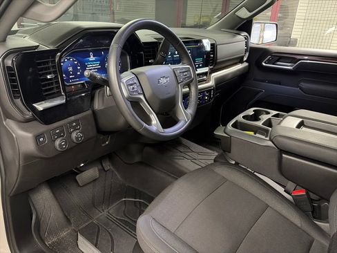 Used 2026 Chevrolet Silverado 1500 RST w/ RST Select Package AWD/4WD image 8