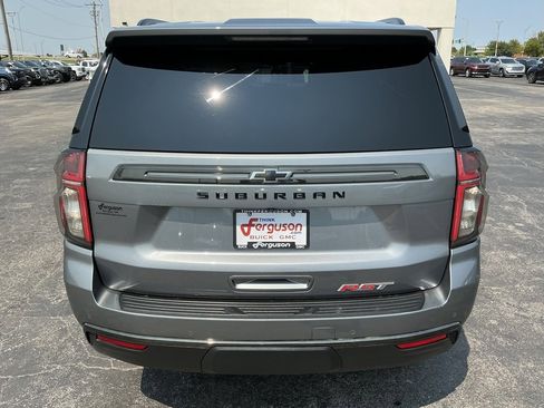 Used 2021 Chevrolet Suburban RST w/ Rear Media and Nav Package image 18