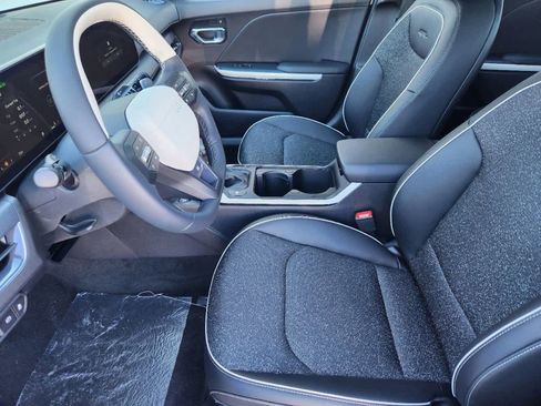 New 2025 Kia K4 GT-Line w/ GT-Line Sunroof Package image 10