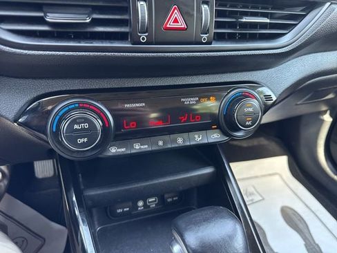 Used 2019 Kia Forte S w/ S Premium Package image 20