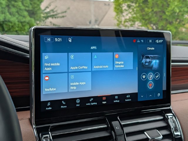 Used 2024 Lincoln Navigator L Reserve AWD/4WD image 22