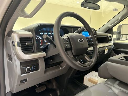New 2026 Ford F350 XL AWD/4WD image 9