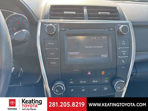 Used 2016 Toyota Camry LE image 18