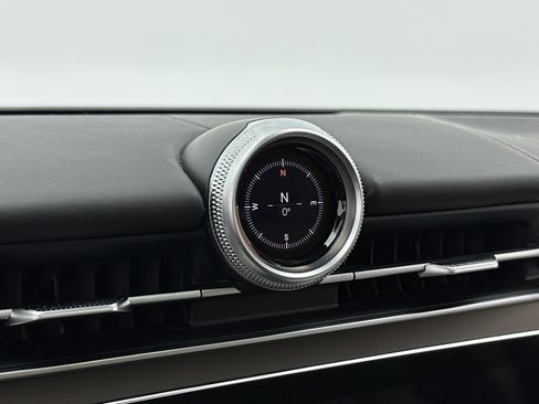 Used 2023 Maserati Grecale GT image 19