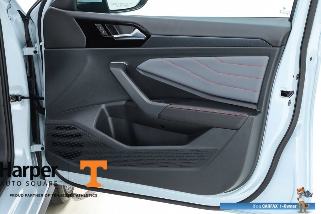 Used 2025 Volkswagen Jetta GLI Autobahn FWD image 68