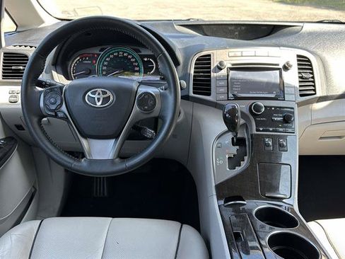 Used 2015 Toyota Venza XLE AWD/4WD image 10