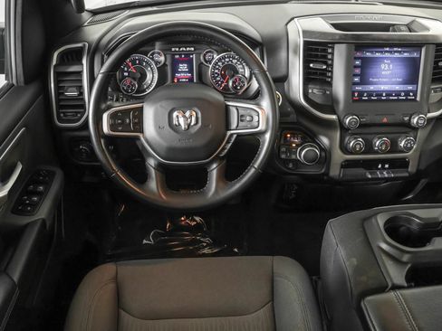 Used 2021 RAM 1500 Big Horn AWD/4WD image 38