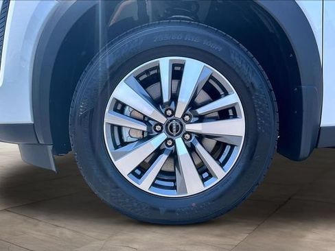New 2026 Nissan Pathfinder SL FWD image 12