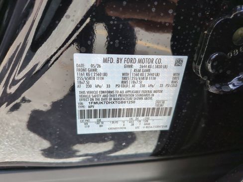 New 2026 Ford Explorer Active RWD image 33
