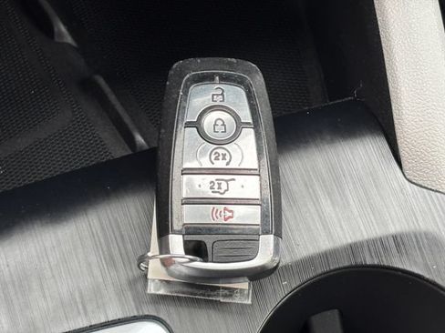 Used 2023 Ford Escape Active w/ Tech Pack #2 AWD/4WD image 13