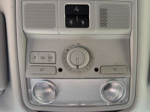 Used 2012 Volkswagen Golf 2-Door image 13