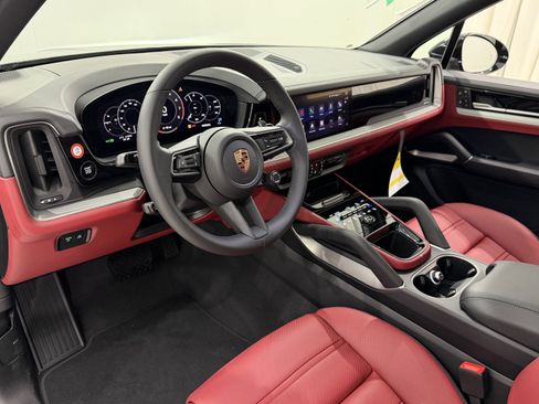 New 2026 Porsche Cayenne AWD/4WD image 27