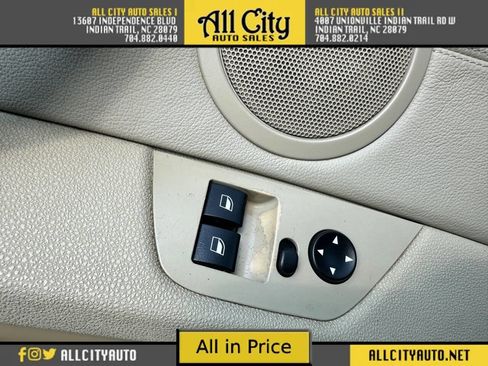 Used 2005 BMW Z4 2.5i image 17