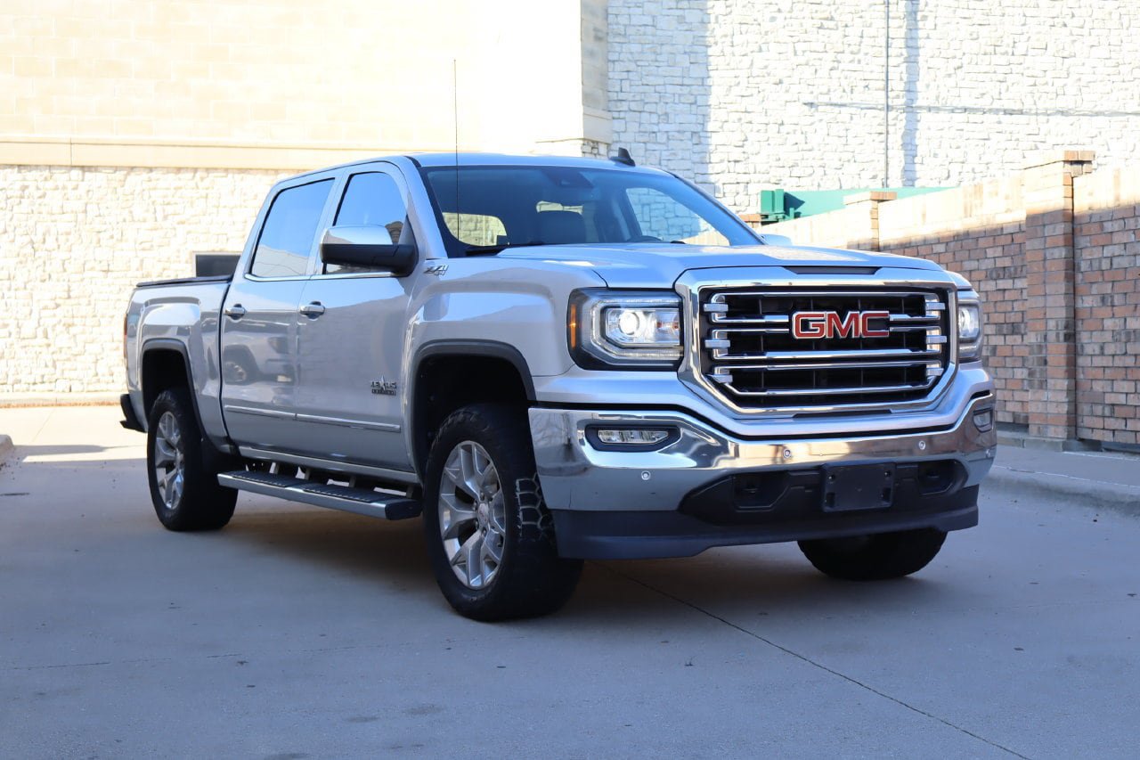 Used 2017 GMC Sierra 1500 SLT w/ Texas SLT Premium Package AWD/4WD image 2