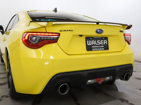 Used 2017 Subaru BRZ Series.Yellow image 9