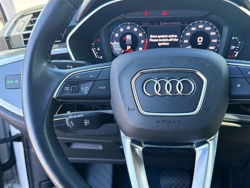 Used 2020 Audi Q3 2.0T Premium Plus w/ Premium Plus Package image 35