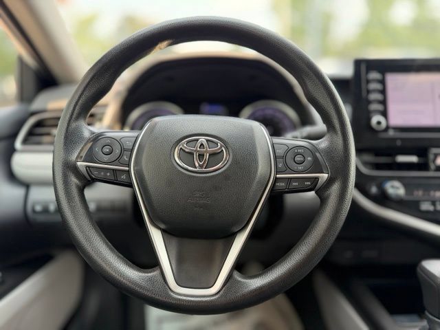 Used 2021 Toyota Camry LE FWD image 19