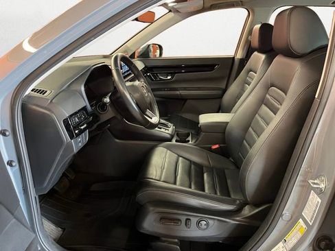 Used 2025 Honda CR-V EX-L image 10