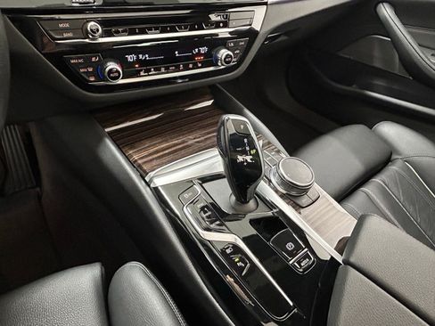Used 2023 BMW 530e xDrive w/ Executive Package AWD/4WD image 23