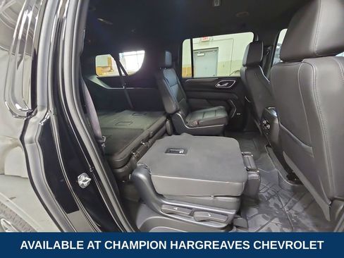 Used 2023 Chevrolet Suburban Z71 w/ Luxury Package image 35