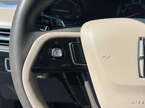 Certified 2022 Lincoln Corsair FWD image 20