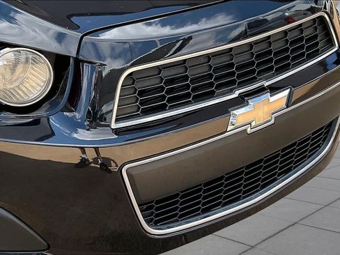 Used 2013 Chevrolet Sonic LT FWD image 28