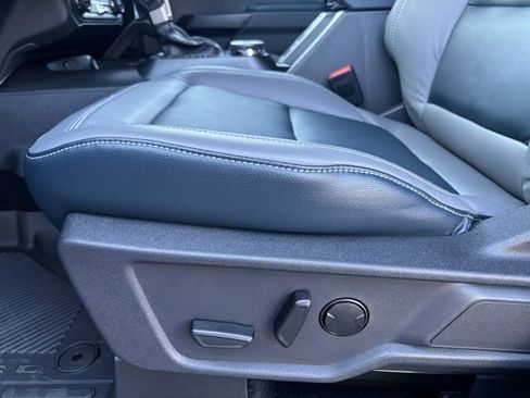 New 2024 Ford Bronco Outer Banks image 12