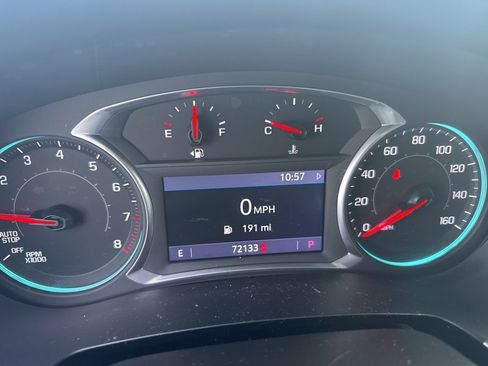 Used 2020 Chevrolet Traverse LT image 10