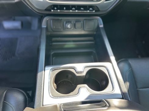 Used 2018 GMC Sierra 1500 SLT image 12