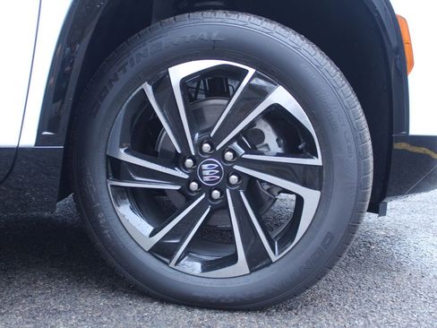 New 2026 Buick Enclave Sport Touring image 38