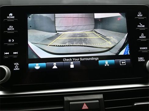 Used 2018 Honda Accord Touring image 35