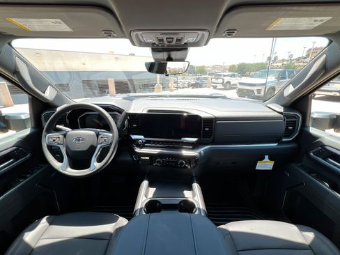 New 2026 Chevrolet Silverado 2500 LTZ w/ LTZ Plus Package AWD/4WD image 10