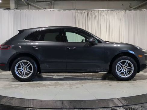 Used 2018 Porsche Macan image 10