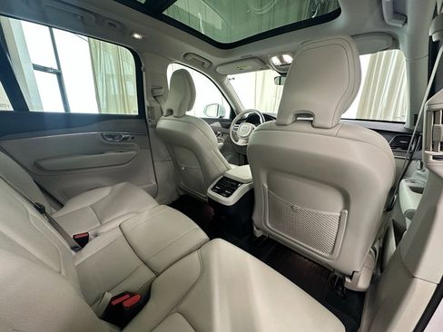 Used 2024 Volvo XC90 B6 Plus w/ Protection Package Premier image 19