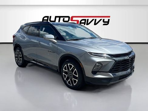 Used 2025 Chevrolet Blazer RS w/ Driver Confidence II Package AWD/4WD image 1