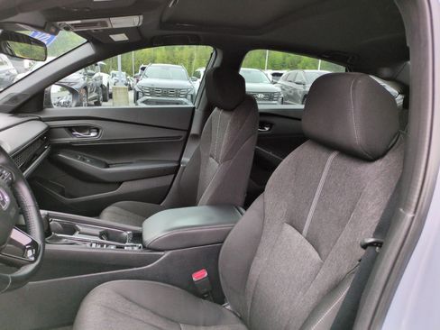 Used 2023 Honda Accord Sport image 12