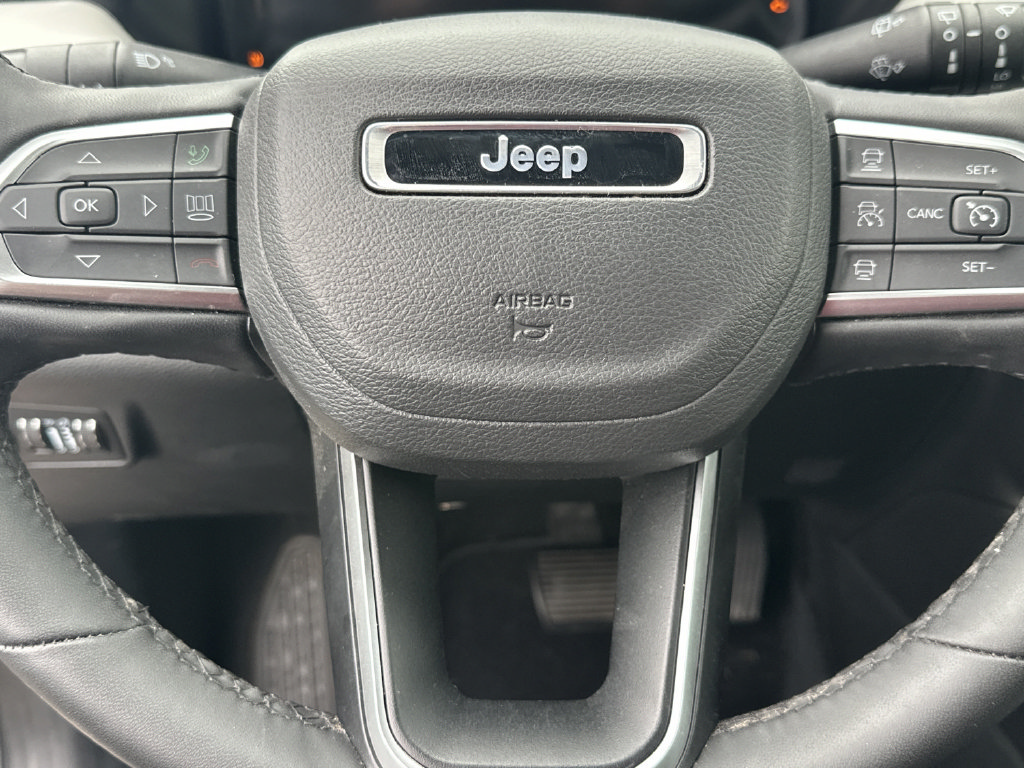 Used 2025 Jeep Compass Limited w/ Elite Group AWD/4WD image 22